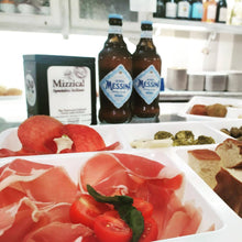 Carica l'immagine nel visualizzatore di Gallery, Kit Aperitivo a casa tua