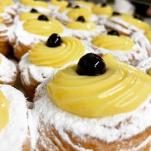 Carica l'immagine nel visualizzatore di Gallery, Zeppole di San Giuseppe e Sfinge Palermitana